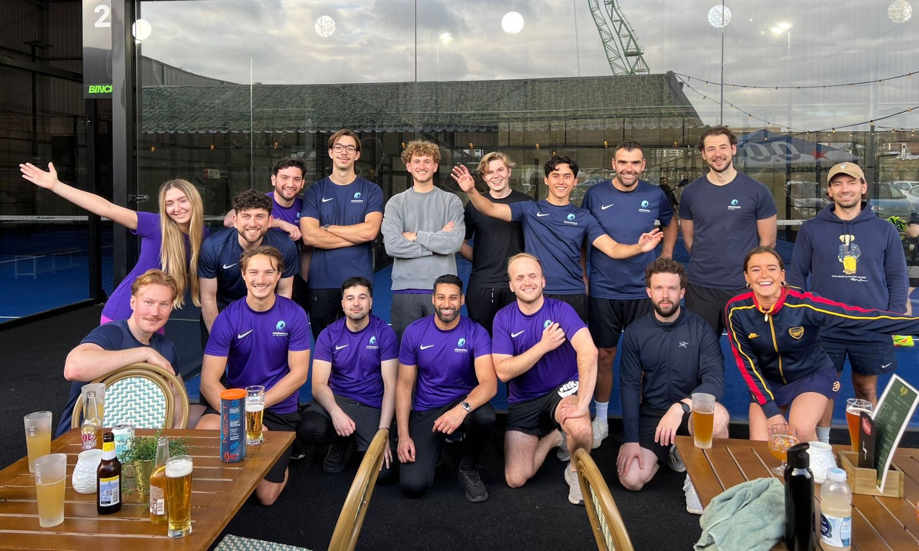 Padel & borrel bij De Binck